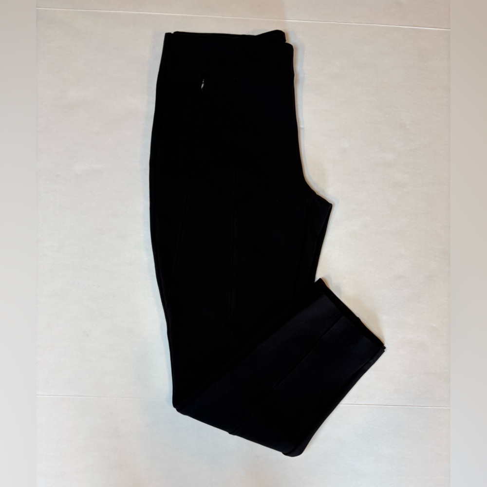 Chico’s women’s black tailored style pants sleek front seams zip pockets size 4